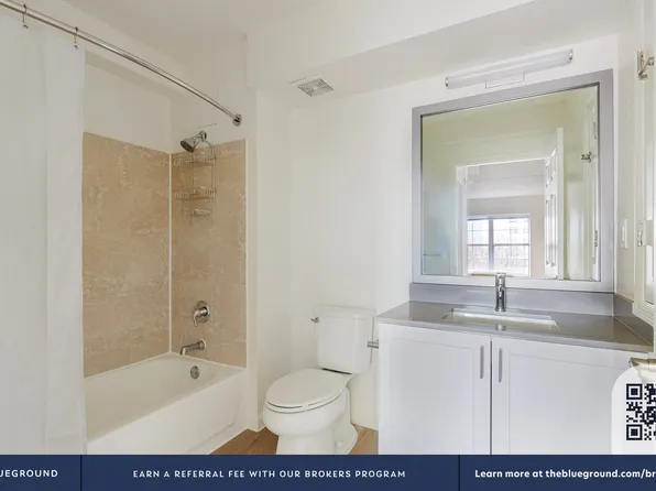 444 Washington Boulevard image 22 of 46