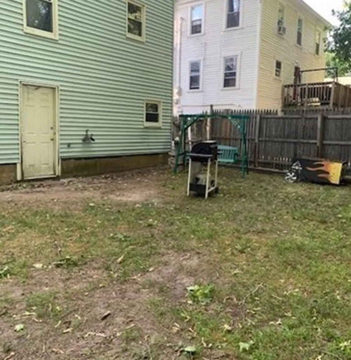 4 bed, 1440 sqft, $2,900 — Photo 2