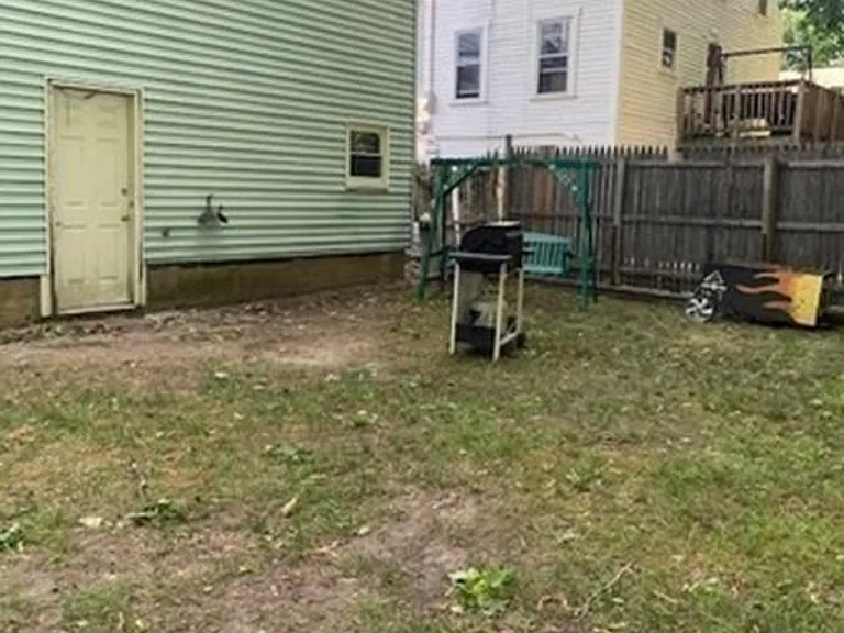 67 Pacific St — Photo 2