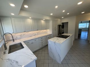 2186 W California St, San Diego, CA 92110