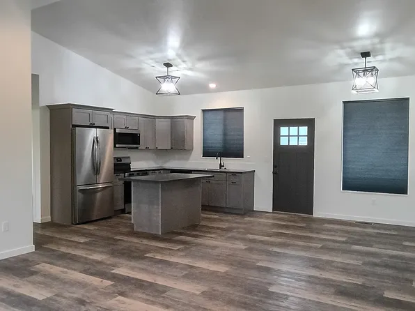 1524 Trumble Creek Rd, Kalispell, MT