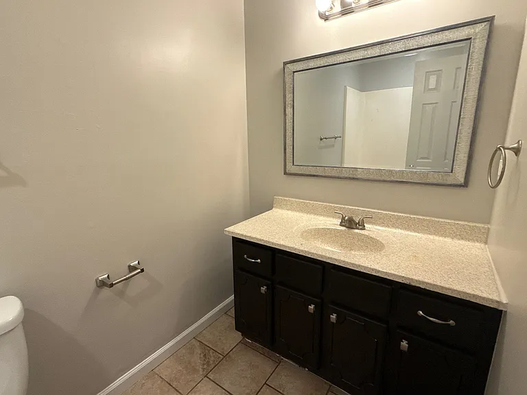 16 Markwest Cv #L — Photo 7