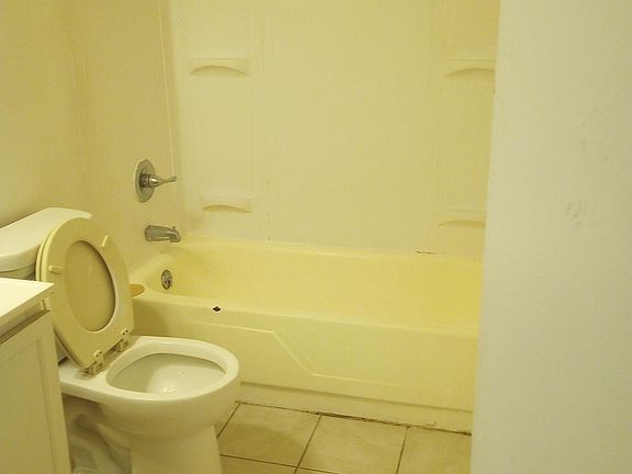 2nd image of 421 N Rybolt Ave #421