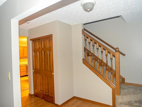 4th image of 694 Manchester Cir N