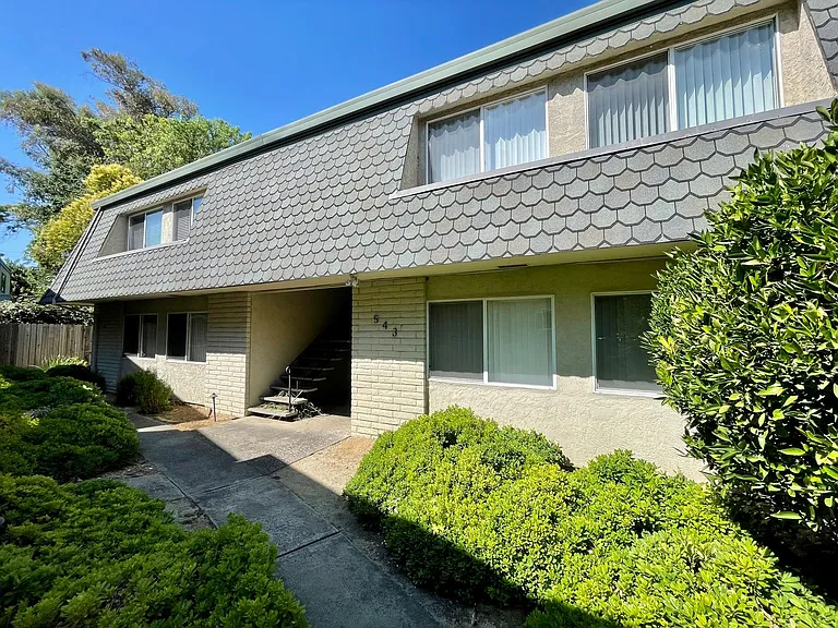 541 - 551 Morse Ave - Laurelwood — Photo 1