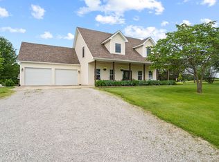 16040 S J D Sapp Rd, Hartsburg, MO 65039