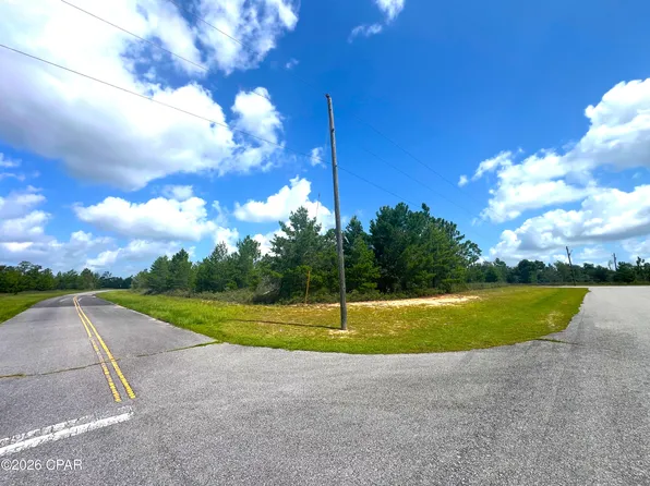1 Fairbanks Dr, Chipley, FL 32428