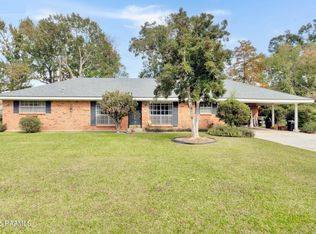 206 N Locksley Dr, Lafayette, LA 70508