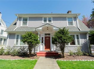 8 Loockerman Ave, Poughkeepsie, NY 12601