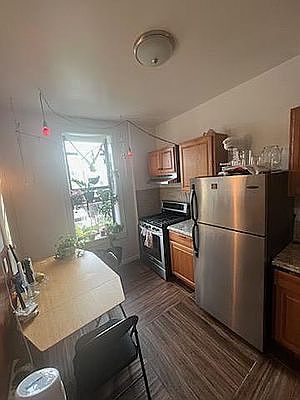 2nd image of 624 46th St #2