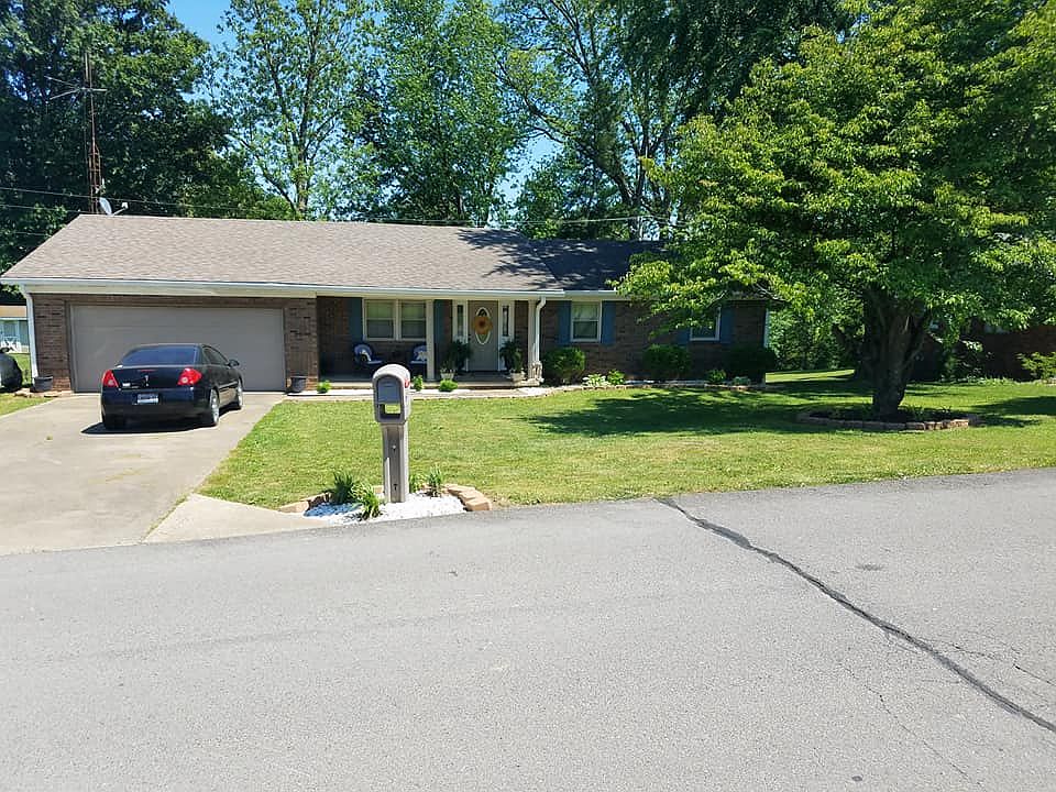 1st image of 709 Southgate Dr