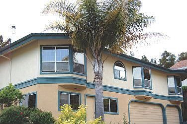 2nd image of 403 Esmeralda Dr