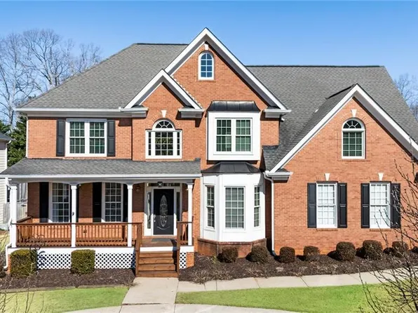 6507 Dresden Ct, Alpharetta, GA 30005