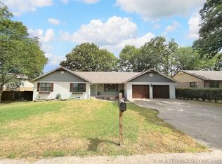 707 Jeffery St, Tahlequah, OK 74464