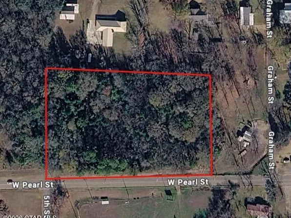 W Pearl St, Macon, MS 39341