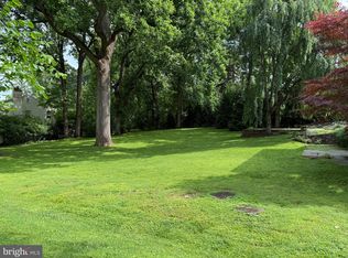 3809 Kenilworth Dr, Chevy Chase, MD 20815