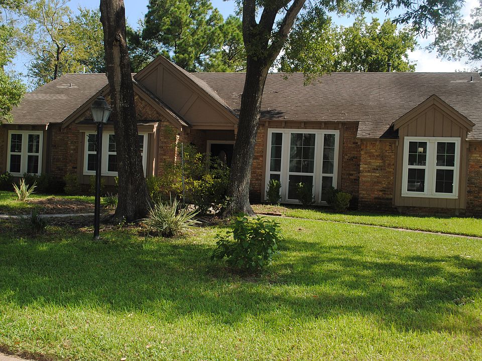 1st image of 4014 Highknoll Ln