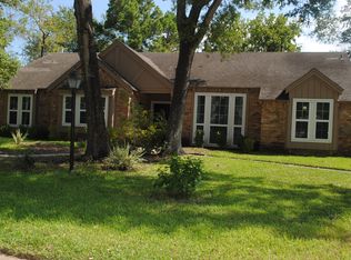 4014 Highknoll Ln, Seabrook, TX 77586