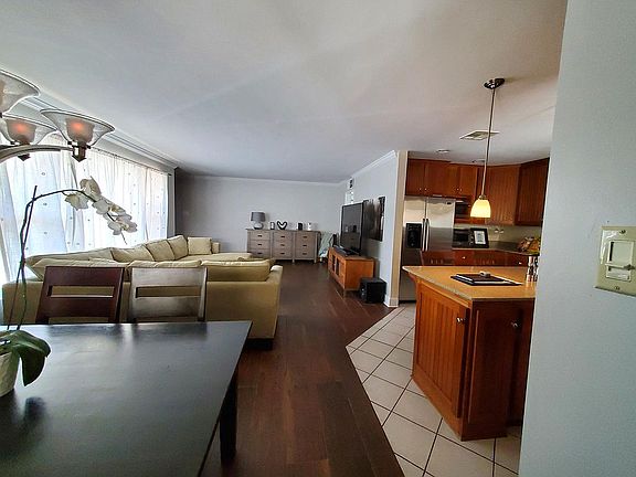 4th image of 4207 E Pinchot Ave