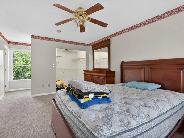 3921 Hillside Dr, Lexington, KY 40514