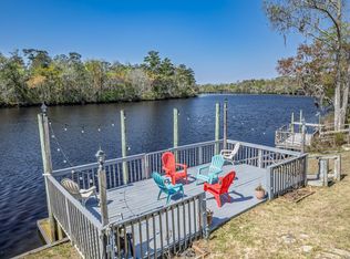 9 Christy Ln, Sopchoppy, FL 32358