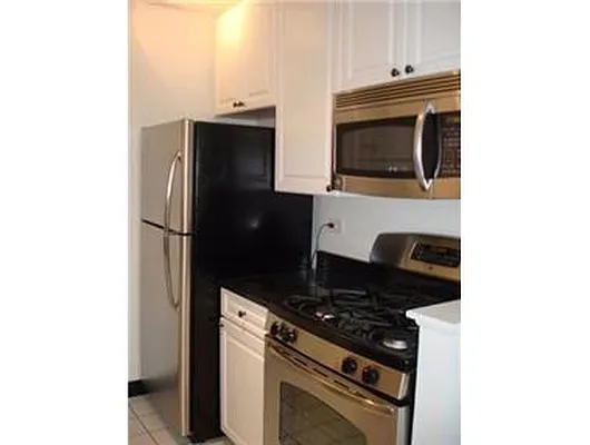 Rented by Douglas Elliman | media 5