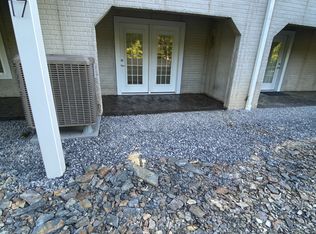 65 Woods Edge Rd APT 17, Fort Ashby, WV 26719