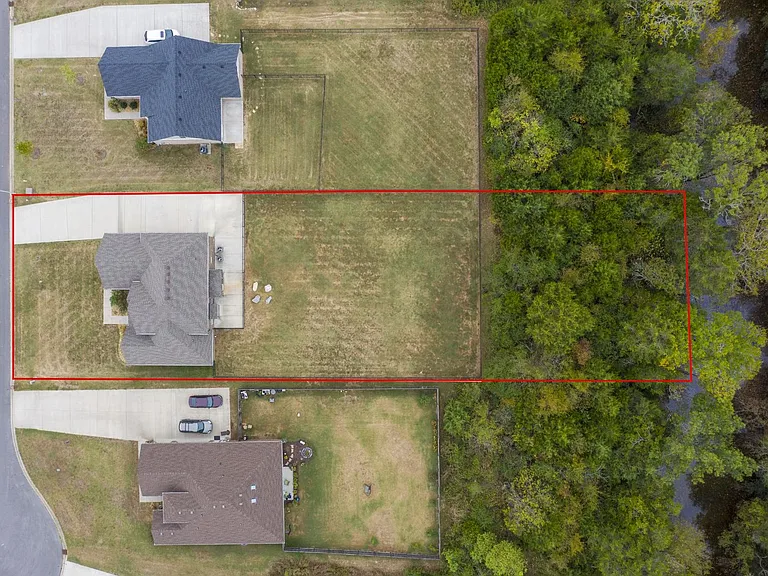 514 Sapphire Dr — Photo 49
