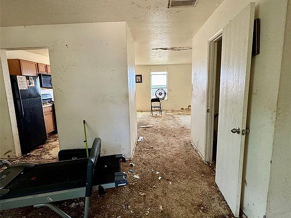 2nd image of 3435 Becker Glen St