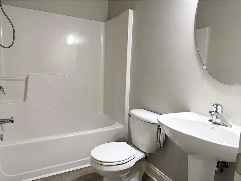 3051 Montauk Hill Dr — Photo 22
