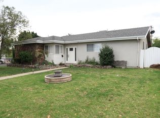 9107 Omelveny Ave, Sun Valley, CA 91352