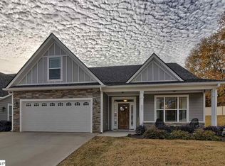 207 Rock Slide Ct, Taylors, SC 29687
