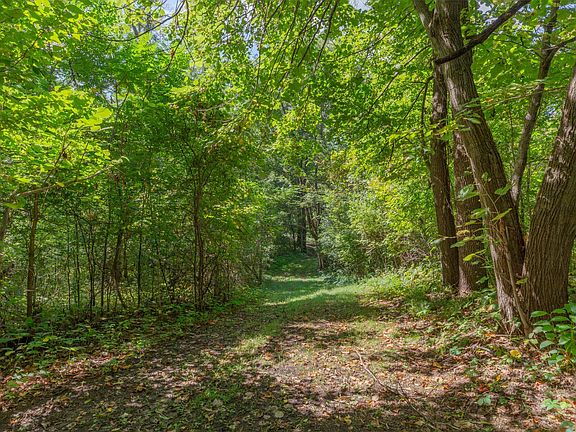 4th image of Farwell Path