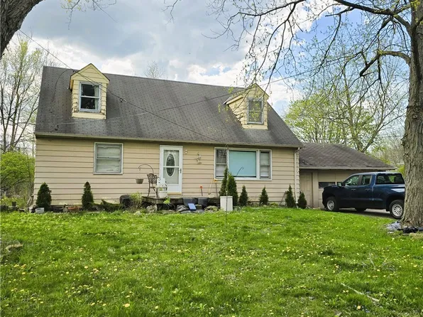 9384 N Marks Rd, Columbia Station, OH 44028