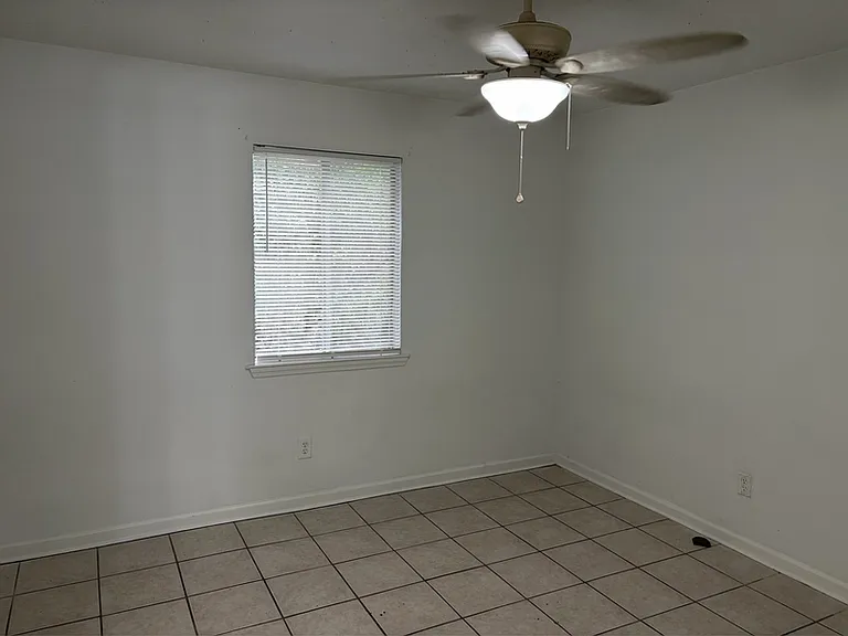 207 Lovelace Dr #5 — Photo 5