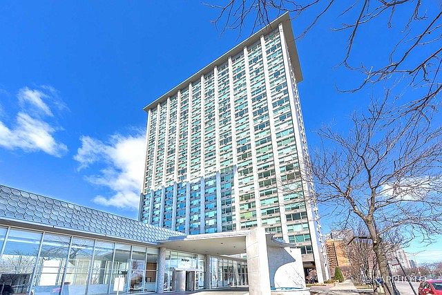 1st image of 3600 N Lake Shore Dr APT 2015