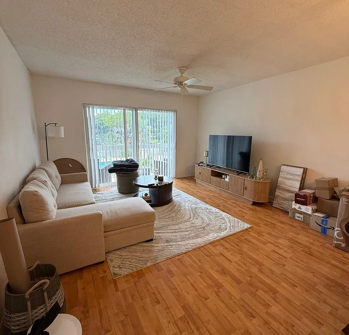 1 bed, 1.0 bath, 712 sqft, $1,875 — Photo 3
