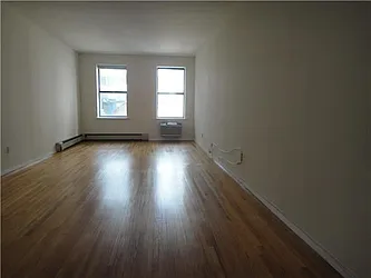 Rented by Addison Property Group