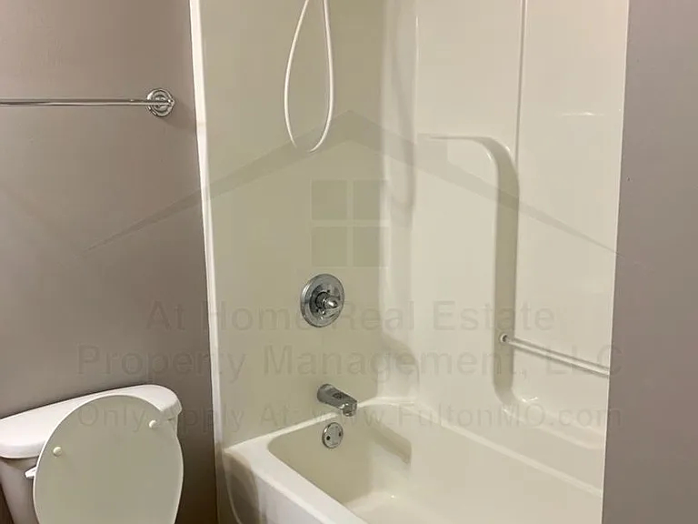2606 N Bluff St #116A — Photo 11