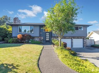 2040 Fremont Cir, Tacoma, WA