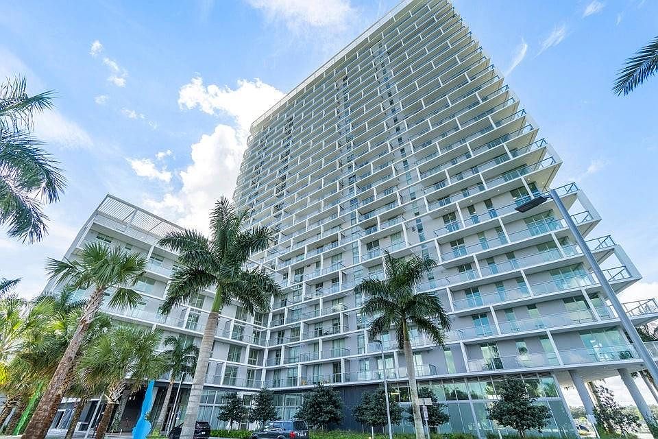 1st image of 2000 Metropica Way #1501