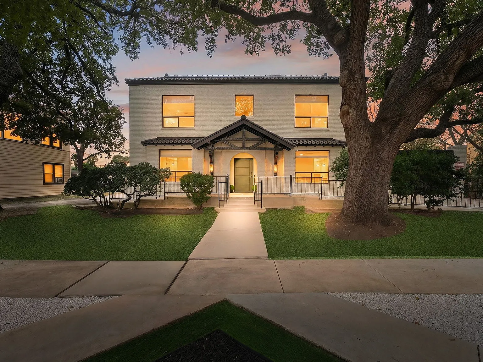 1 bed, 750 sqft, $1,450 — Photo 3