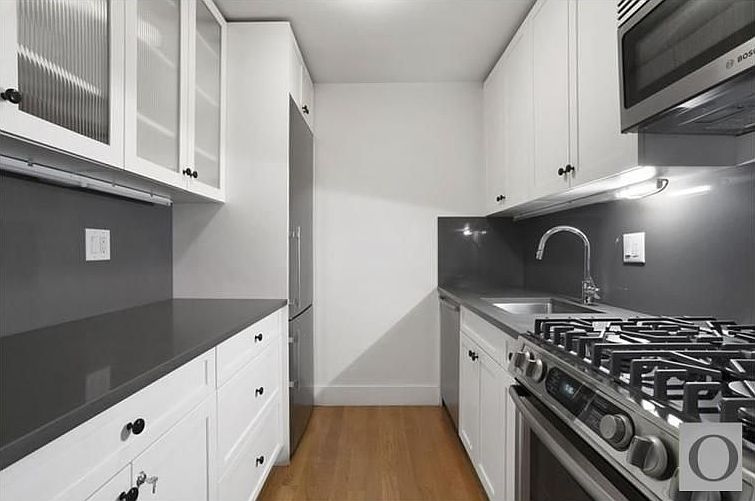 1st image of 400 Central Park W APT 6G