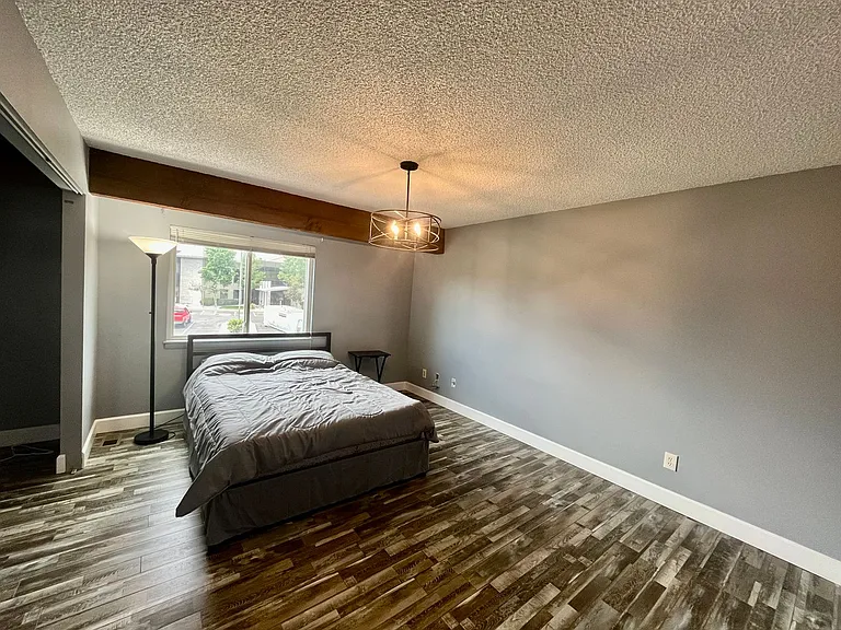 7618 Lexington Manor Dr — Photo 8