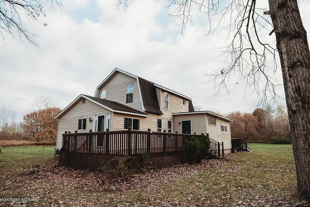 3333 Carrigan Rd photo 1