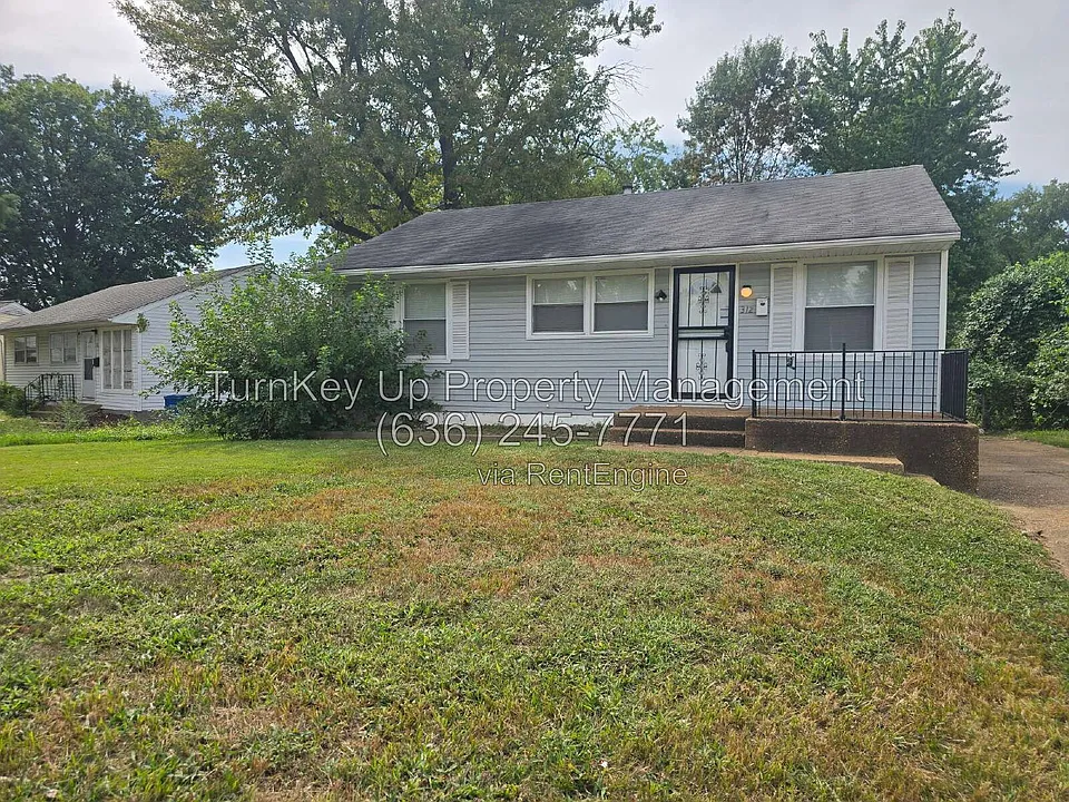 312 Banff Cir