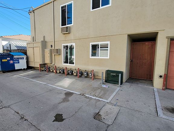 4th image of 4380 Van Dyke Ave APT 4