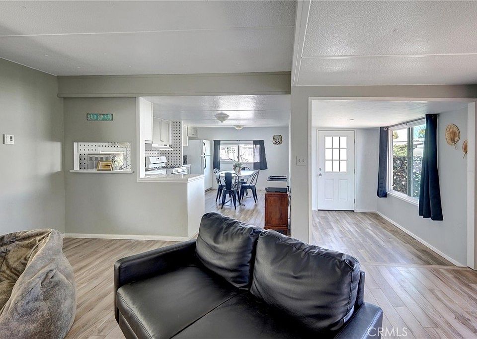 1st image of 141 Douglas Dr #77