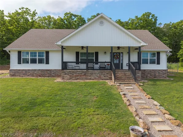 5978 Hawthorn Rd, Booneville, AR 72927