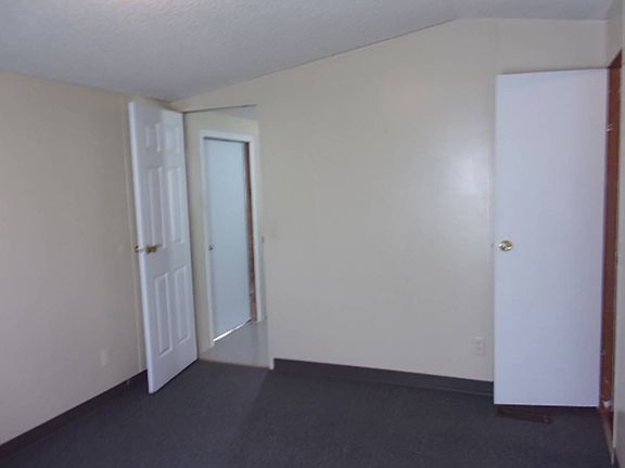4th image of 3535 Roberts Ave Lot 290